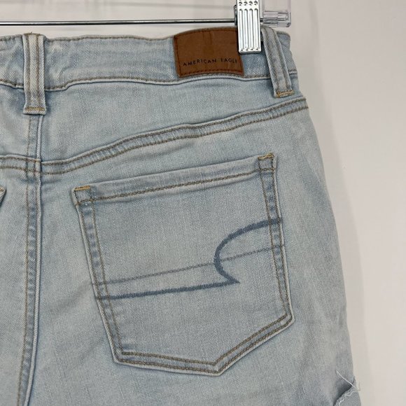 American Eagle Size 4 Hi-Rise Shortie Jean Shorts Stretch Light Wash Denim - Picture 4 of 9